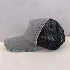 Distressed Trucker Hat EUC Black Mesh Charcoal Gray Sun Hat Baseball Cap Canvas